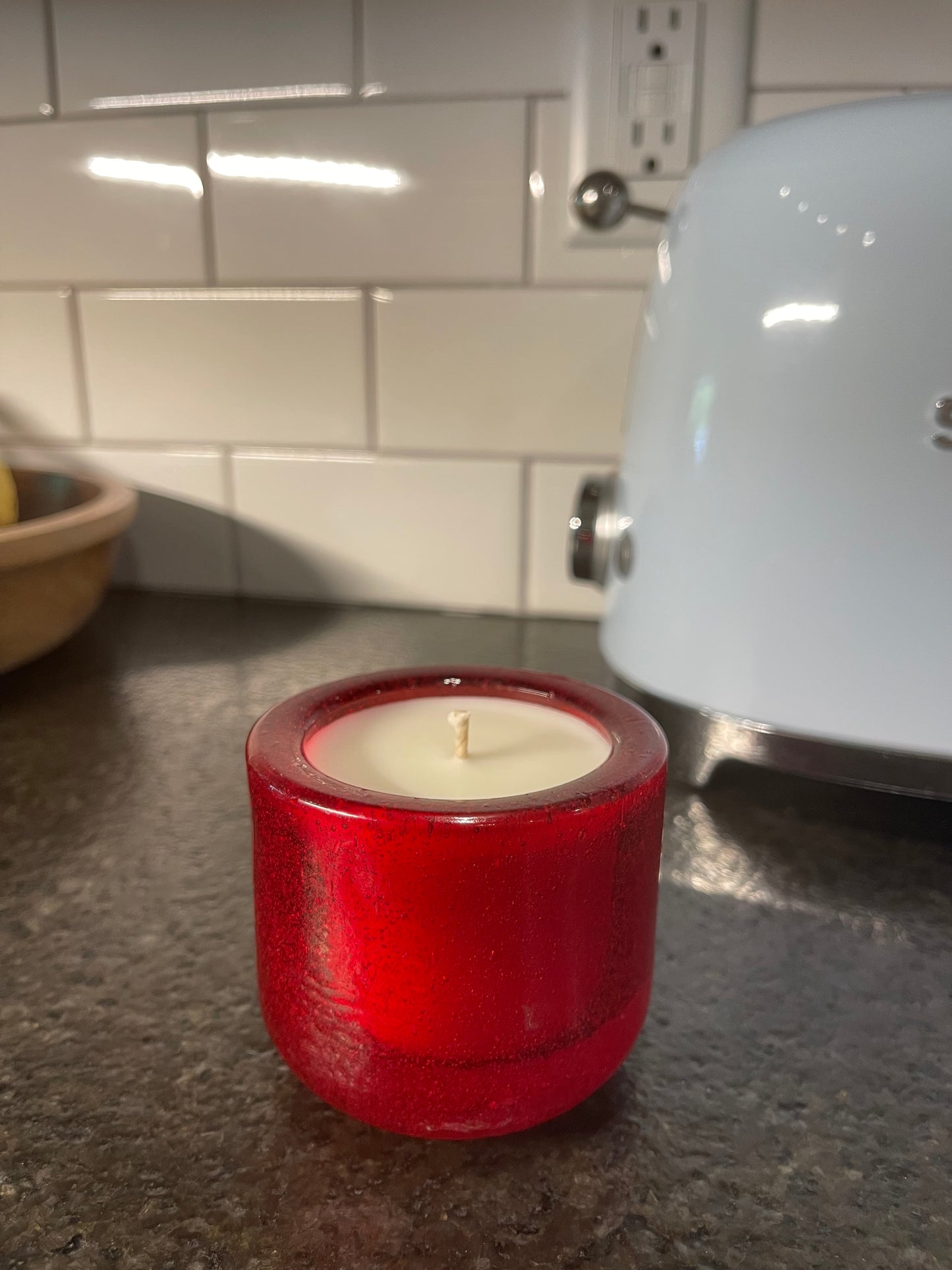 Recycled glass candle - Ruby (unscented)