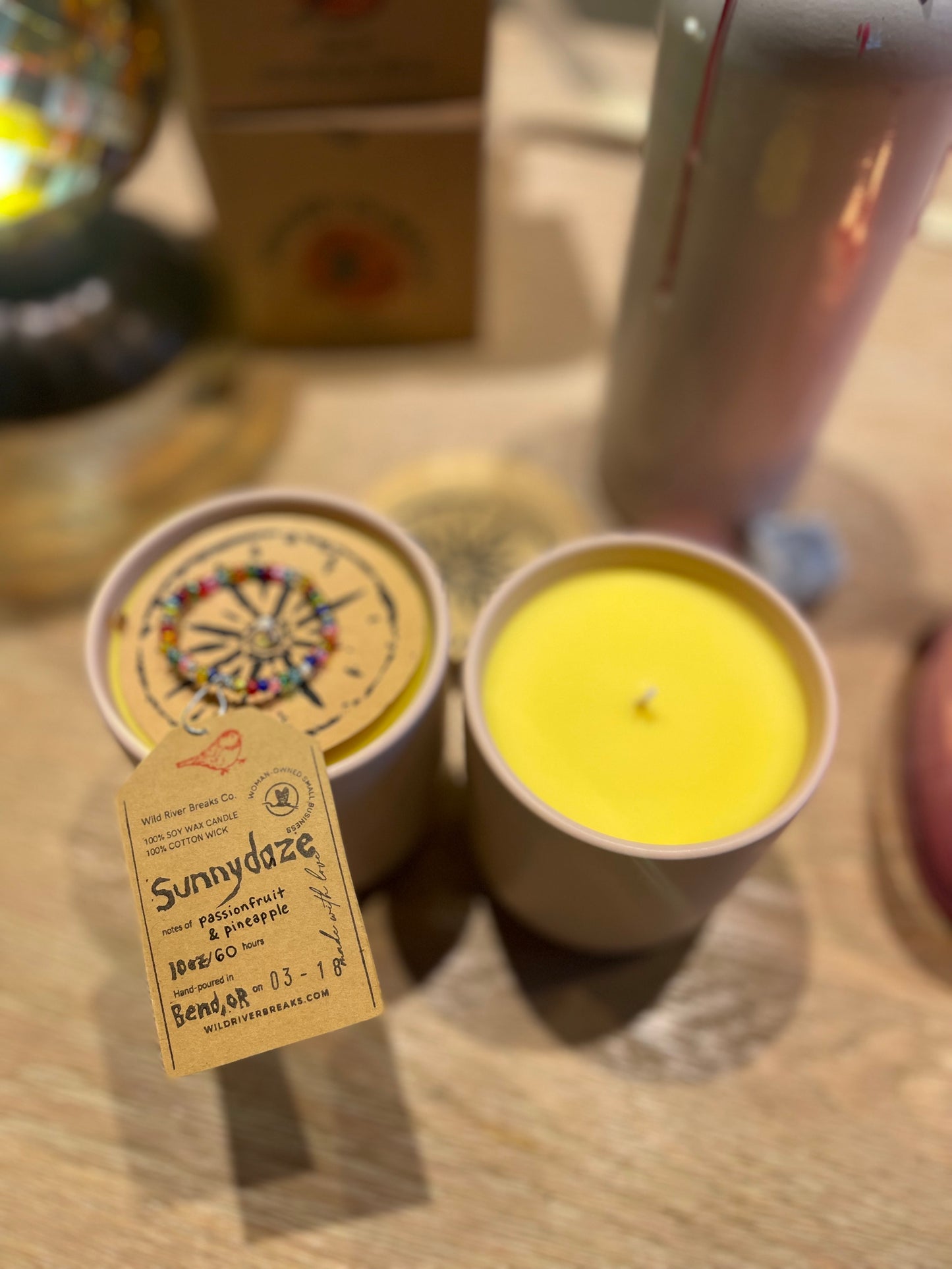 *Sunnydaze candle (passionfuit and pineapple)*